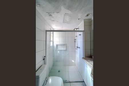 Apartamento para alugar com 136m², 3 quartos e 3 vagas Apartamento para alugar com 136m², 3 quartos e 3 vagasBanheiro da Suíte 1