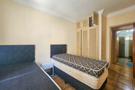 Apartamento para alugar com 160m², 3 quartos e 1 vaga