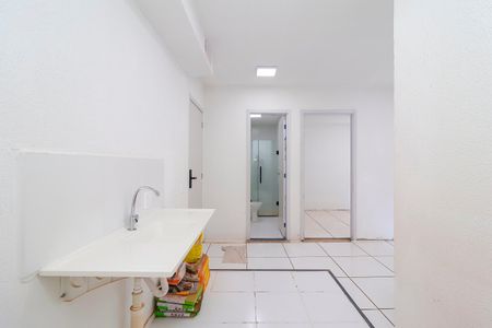 Apartamento para alugar com 40m², 2 quartos e sem vaga Apartamento para alugar com 40m², 2 quartos e sem vagaCozinha e Área de Serviço