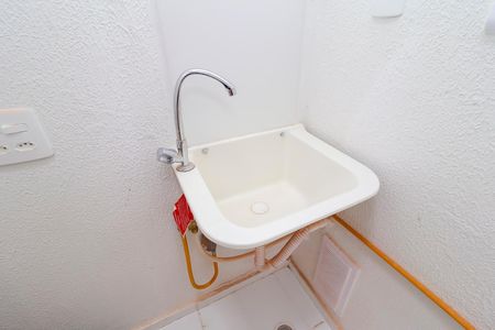 Apartamento para alugar com 40m², 2 quartos e sem vaga Apartamento para alugar com 40m², 2 quartos e sem vagaCozinha e Área de Serviço