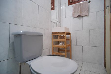 Casa à venda com 65m², 1 quarto e 2 vagasBanheiro