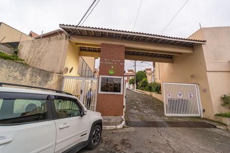 Casa de condomínio à venda com 100m², 3 quartos e 1 vagaFachada