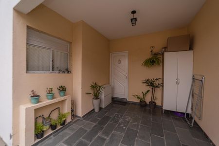 Casa de condomínio à venda com 100m², 3 quartos e 1 vagaGaragem