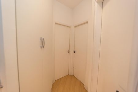 Casa de condomínio à venda com 100m², 3 quartos e 1 vagaCorredor