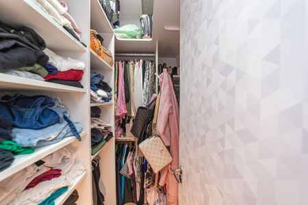 Casa de condomínio à venda com 100m², 3 quartos e 1 vagaCloset