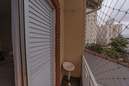 Casa de condomínio à venda com 100m², 3 quartos e 1 vagaVaranda