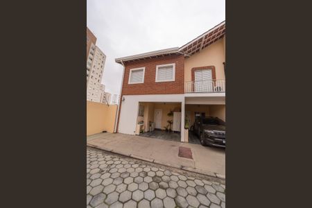 Casa de condomínio à venda com 100m², 3 quartos e 1 vagaGaragem