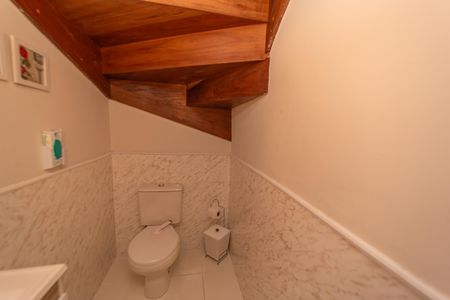 Casa de condomínio à venda com 100m², 3 quartos e 1 vagaLavabo