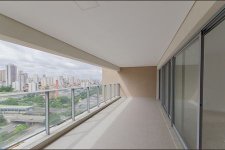 Apartamento à venda com 146m², 4 quartos e 2 vagasVaranda