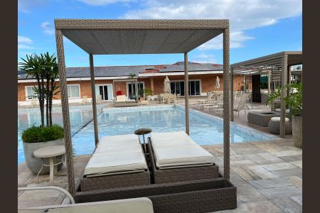 Casa de condomínio à venda com 320m², 4 quartos e 3 vagasÁrea externa