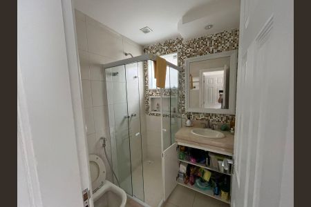 Casa de condomínio à venda com 320m², 4 quartos e 3 vagasBanheiro