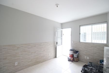 Sala de kitnet/studio para alugar com 1 quarto, 55m² em Curicica, Rio de Janeiro