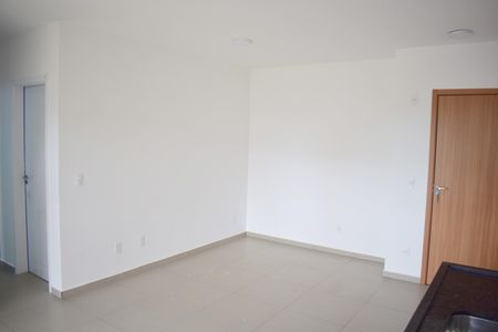 Sala de apartamento para alugar com 2 quartos, 52m² em Parque São Sebastião, Ribeirão Preto