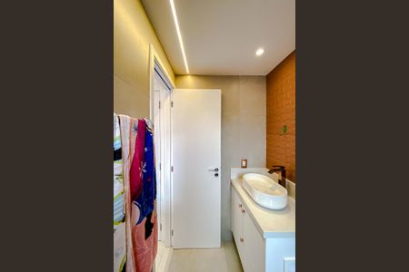 Apartamento à venda com 84m², 2 quartos e 1 vagaBanheiro da Suíte 2