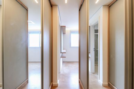 Apartamento à venda com 110m², 3 quartos e 2 vagasCloset da Suíte 1