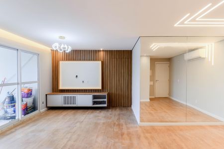Sala de apartamento para alugar com 3 quartos, 110m² em Jardim Caravelas, São Paulo