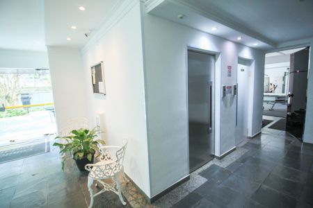 Apartamento à venda com 55m², 2 quartos e 1 vaga