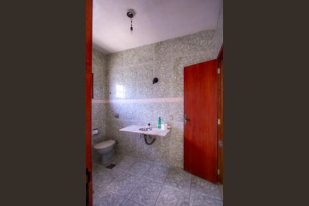 Casa para alugar com 75m², 2 quartos e 1 vagaBanheiro das Suítes