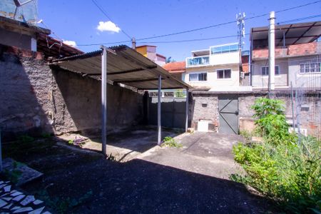 Casa para alugar com 75m², 2 quartos e 1 vagaQuintal