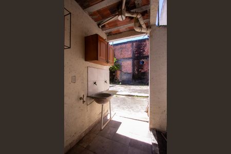 Casa para alugar com 75m², 2 quartos e 1 vagaÁrea de Serviço