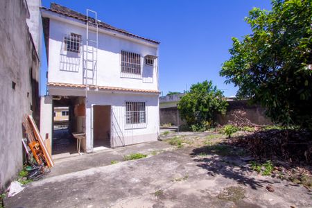 Casa para alugar com 75m², 2 quartos e 1 vagaQuintal
