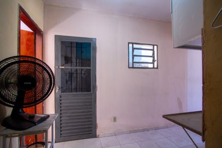 Casa para alugar com 75m², 2 quartos e 1 vagaCozinha