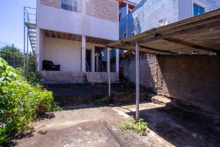 Casa para alugar com 75m², 2 quartos e 1 vagaQuintal