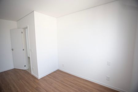Apartamento para alugar com 150m², 3 quartos e 2 vagas Apartamento para alugar com 150m², 3 quartos e 2 vagasSuite 2