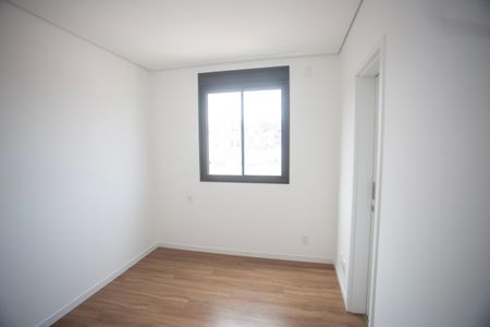Apartamento para alugar com 150m², 3 quartos e 2 vagas Apartamento para alugar com 150m², 3 quartos e 2 vagasQuarto