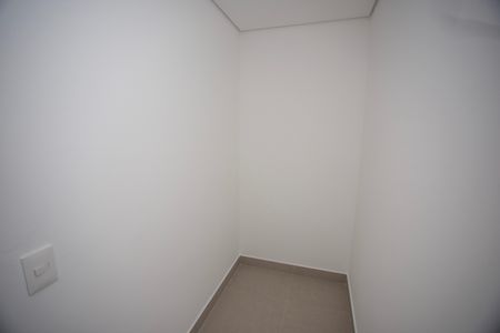 Apartamento para alugar com 150m², 3 quartos e 2 vagas Apartamento para alugar com 150m², 3 quartos e 2 vagasEscritorio