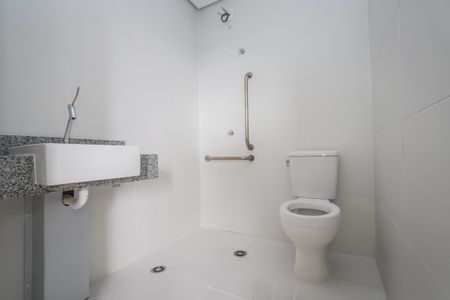 Banheiro da Suite de kitnet/studio à venda com 1 quarto, 29m² em Morumbi, São Paulo