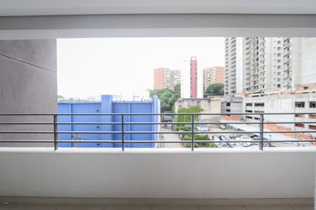 Varanda de kitnet/studio à venda com 1 quarto, 29m² em Morumbi, São Paulo