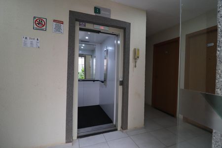 Apartamento para alugar com 44m², 2 quartos e 1 vagaElevador