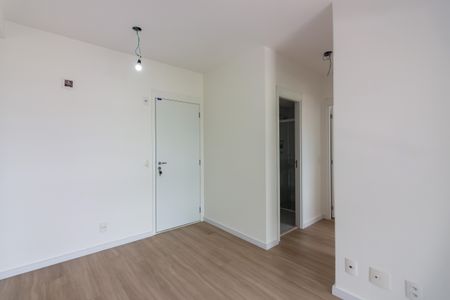 Sala  de apartamento para alugar com 2 quartos, 50m² em  Vila Osasco, Osasco