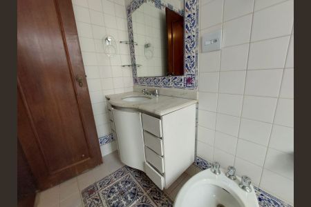 Apartamento para alugar com 219m², 4 quartos e 3 vagasbanheiro 1