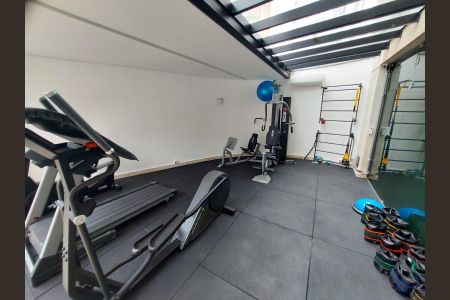 Apartamento para alugar com 219m², 4 quartos e 3 vagasÁrea comum - Academia