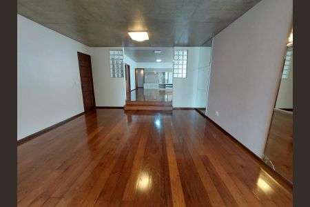 Apartamento para alugar com 219m², 4 quartos e 3 vagassala 2