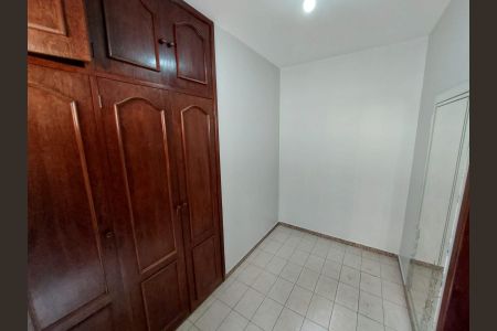 Apartamento para alugar com 219m², 4 quartos e 3 vagasQuarto de Serviço