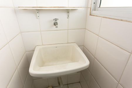 Apartamento para alugar com 70m², 2 quartos e 1 vagaÁrea de Serviço