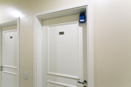 Apartamento para alugar com 70m², 2 quartos e 1 vagalockbox