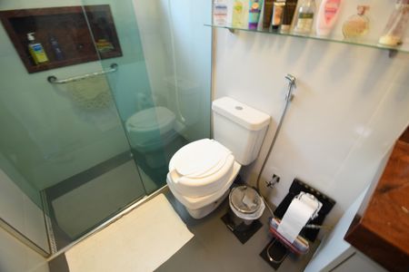 Casa à venda com 200m², 3 quartos e 3 vagasBanheiro Suíte