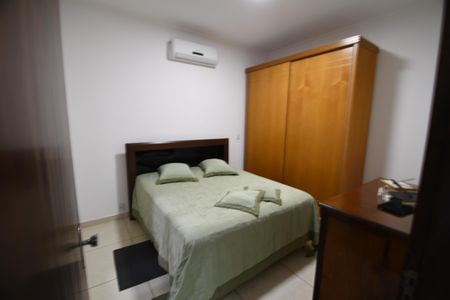 Quarto 1 de casa à venda com 3 quartos, 200m² em Jardim Santa Genebra Ii (barao Geraldo), Campinas