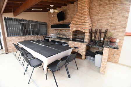 Casa à venda com 200m², 3 quartos e 3 vagasVaranda gourmet