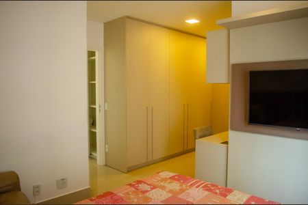 Apartamento para alugar com 178m², 3 quartos e 3 vagas