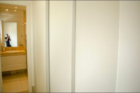 Apartamento para alugar com 178m², 3 quartos e 3 vagas