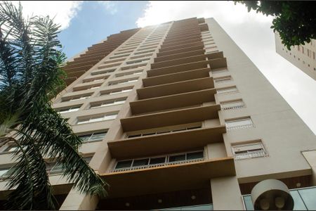 Apartamento para alugar com 178m², 3 quartos e 3 vagas