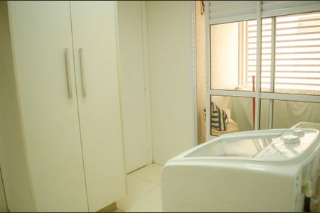 Apartamento para alugar com 178m², 3 quartos e 3 vagas