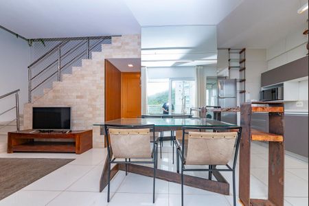 Sala de apartamento à venda com 2 quartos, 74m² em , Belo Horizonte