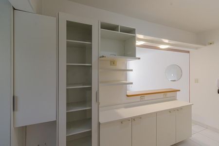 Apartamento à venda com 69m², 2 quartos e 1 vagaCozinha