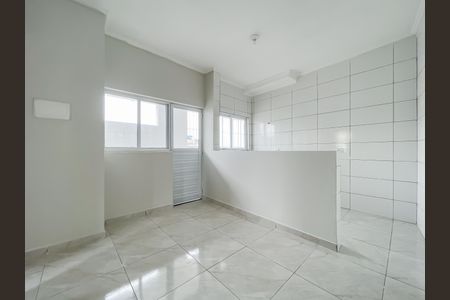 Sala de casa para alugar com 2 quartos, 65m² em Ayrosa, Osasco